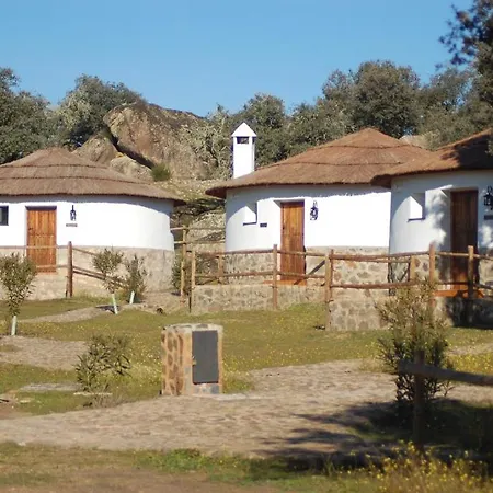 Chozos De La Dehesa Ξενοδοχείο La Roca de la Sierra