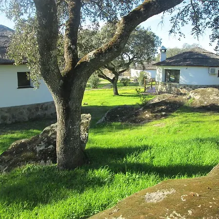 Chozos De La Dehesa Aparthotel 3*