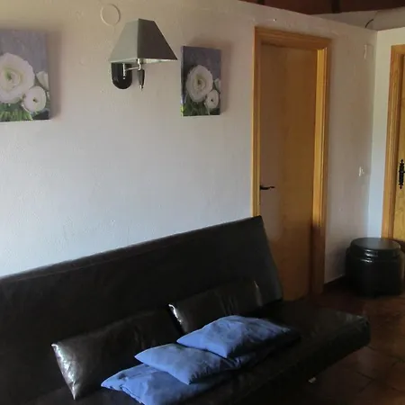 Aparthotel Chozos De La Dehesa La Roca de la Sierra